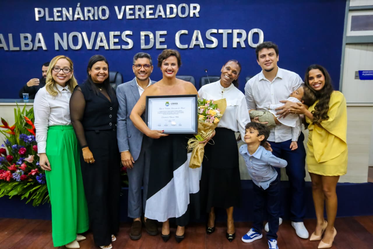 Câmara entrega Título de Cidadã Honorária de Maceió à neuropsicopedagoga Daniela Noronha