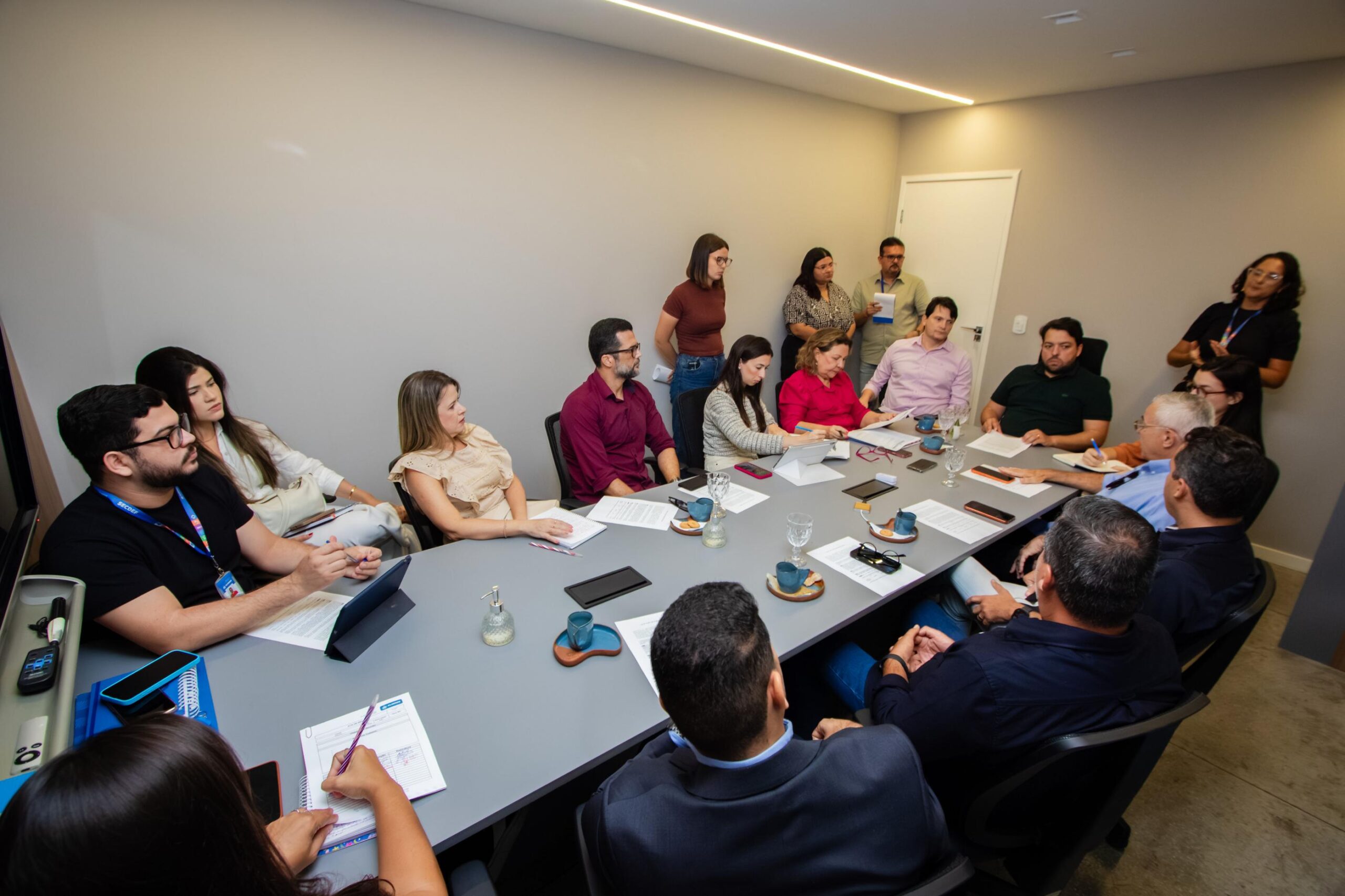 Governo avança no diálogo para garantir intérprete de Libras nos telejornais locais