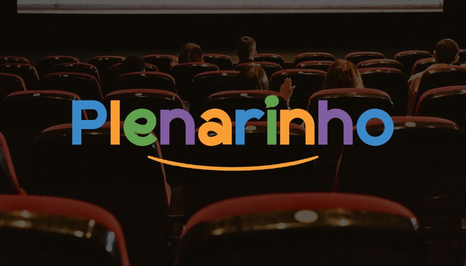 Câmara leva alunos de 30 escolas ao cinema para apresentar programa Plenarinho