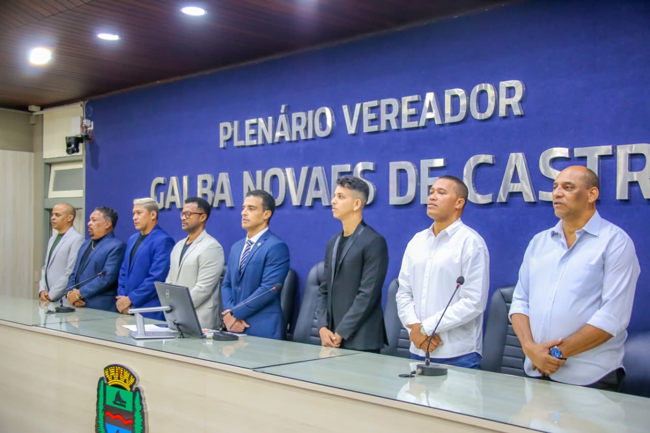 Câmara homenageia trajetória musical do Boca de Forno com a Comenda Nelson da Rabeca