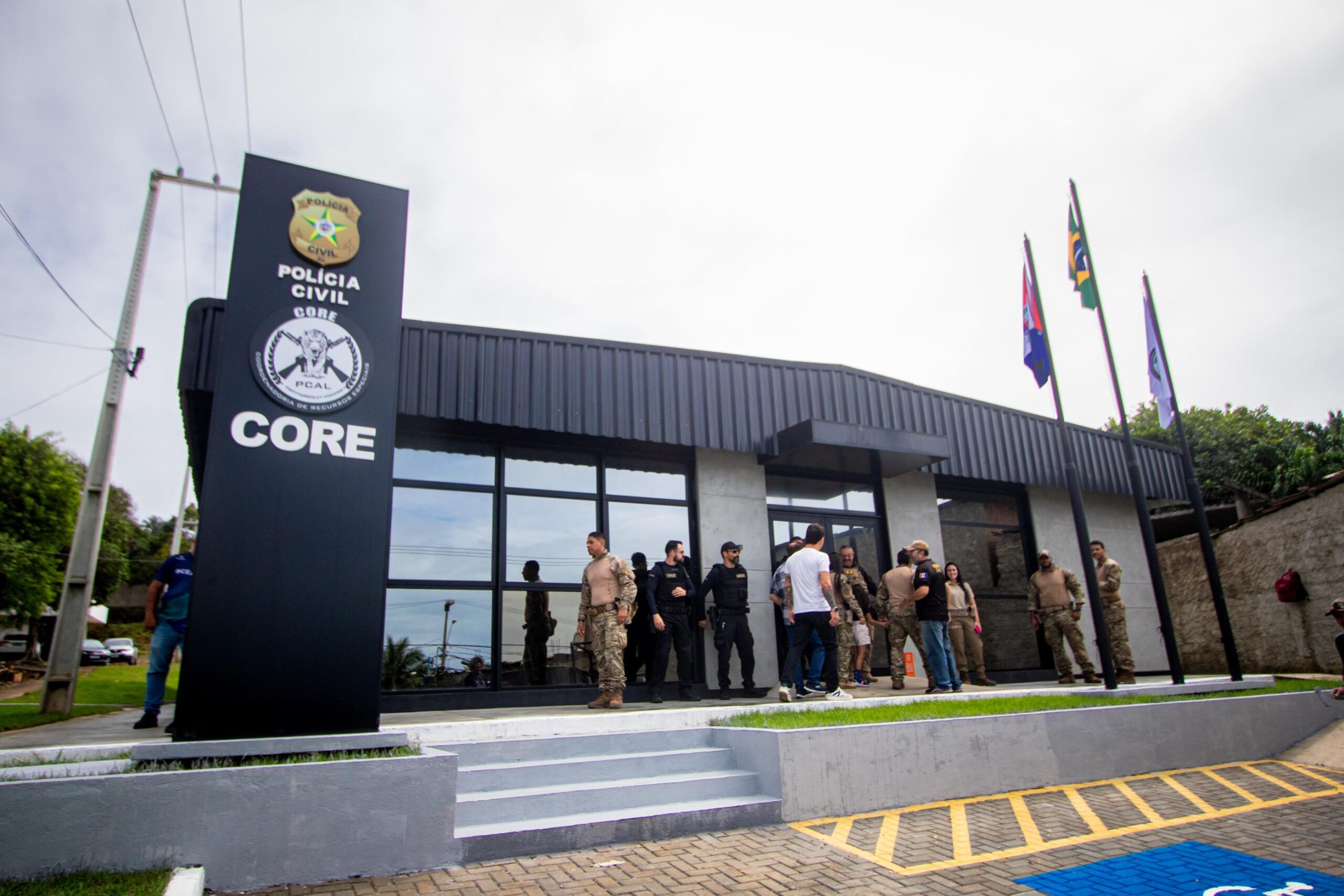 Governo de Alagoas entrega nova sede da Coordenadoria de Recursos Especiais da Polícia Civil